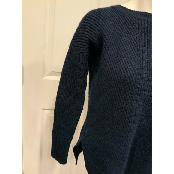 Athleta Navy Blue Knit Sweater W/ Crew Neck, Size XXS (US) - Picture 3 of 8